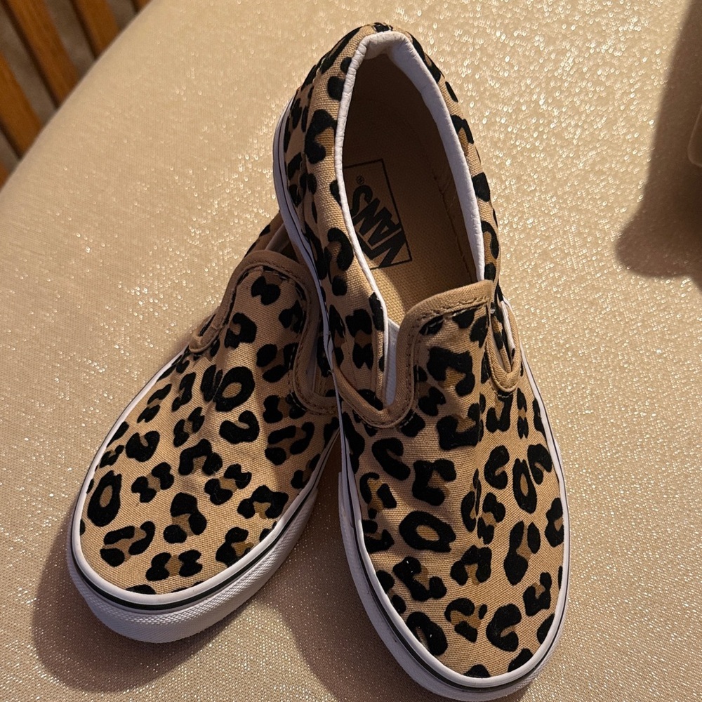 Vans Kids Leopard print slip ons size 2 Tan and Black Sneakers